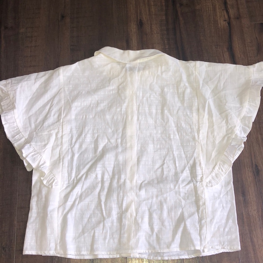 Universal Thread Ruffled Sleeve Button Down Top - Picture 6 of 6